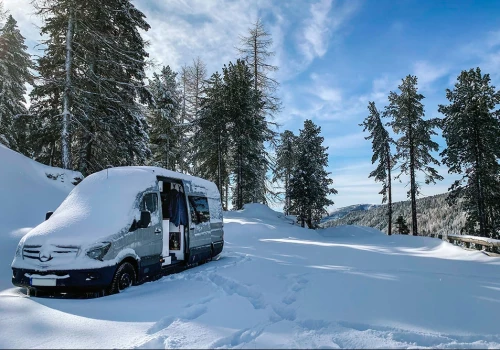 Staying Safe on the Roads This Christmas